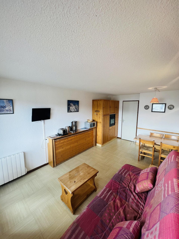 _lv_images__lot_0001480201_01_20405596 _lv_images__lot_0001480201_01_20405596