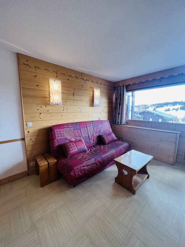 _lv_images__lot_0001480201_07_20595838