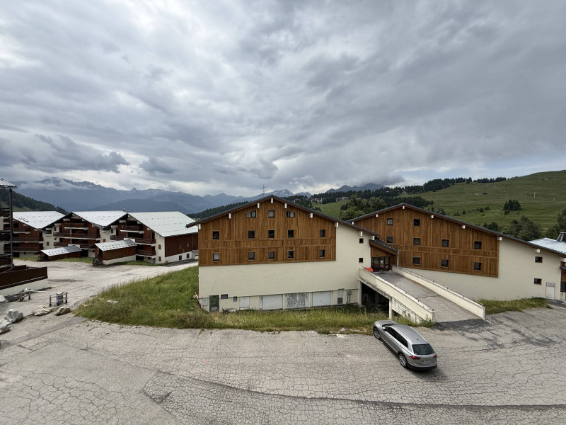 _lv_images__lot_0001490317_09_19623815