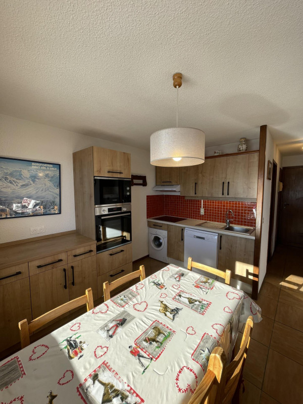 _lv_images__lot_0001550016_09_19010235