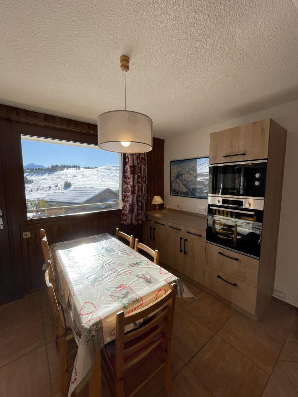 _lv_images__lot_0001550016_10_23349909