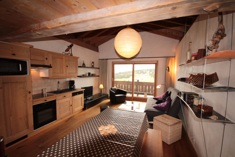 _lv_images__lot_0001570009_08_21419547