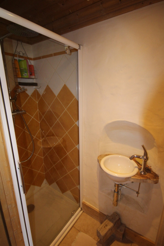 _lv_images__lot_0001570009_11_20685539 _lv_images__lot_0001570009_11_20685539