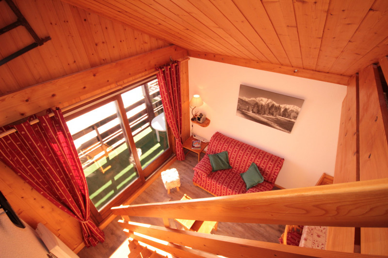 _lv_images__lot_0001690111_10_21290582