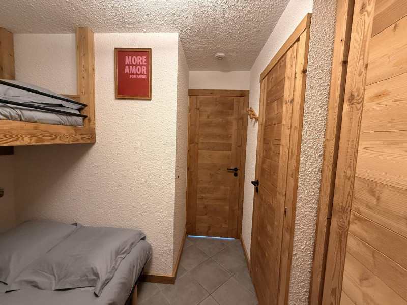 _lv_images__lot_0001700209_07_22234240 _lv_images__lot_0001700209_07_22234240