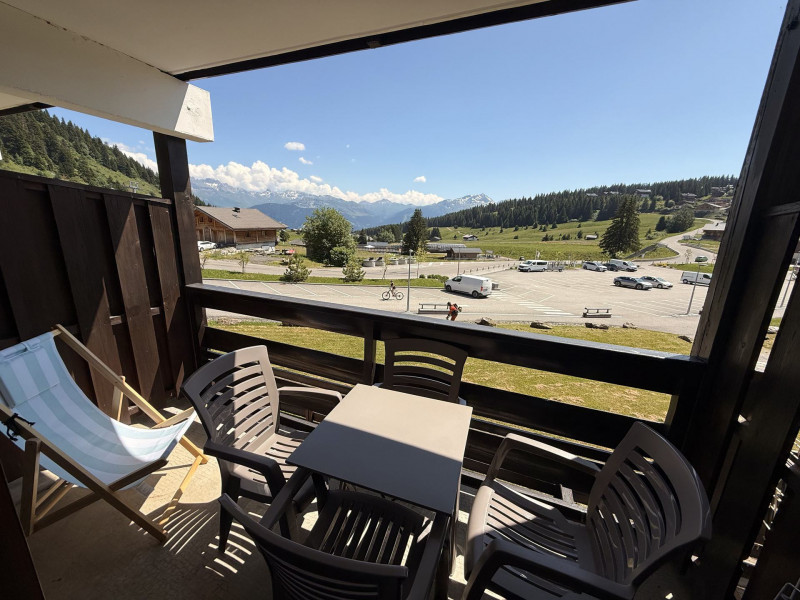 _lv_images__lot_0001700209_09_22349076