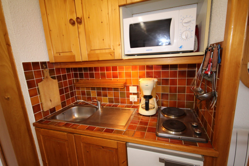 _lv_images__lot_0001710301_09_21869311