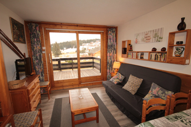 _lv_images__lot_0001710301_10_21576548