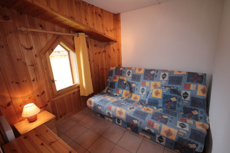 _lv_images__lot_0001840022_10_20707081