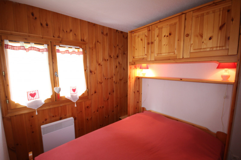 _lv_images__lot_0001850013_02_21330228 _lv_images__lot_0001850013_02_21330228