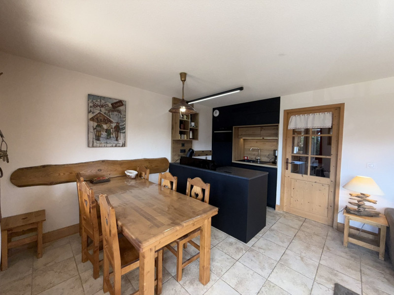 _lv_images__lot_0001900004_05_21405420 _lv_images__lot_0001900004_05_21405420