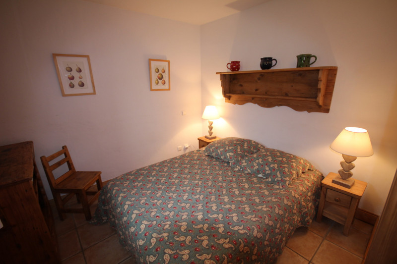 _lv_images__lot_0001950007_02_20197491 _lv_images__lot_0001950007_02_20197491