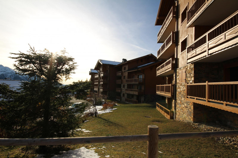 _lv_images__lot_0001970002_16_23513934