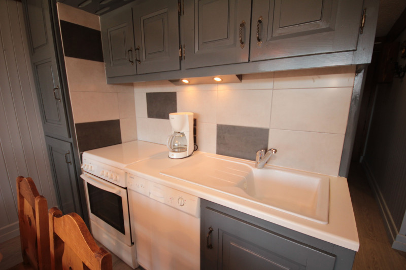 _lv_images__lot_0002180033_07_22260847 _lv_images__lot_0002180033_07_22260847