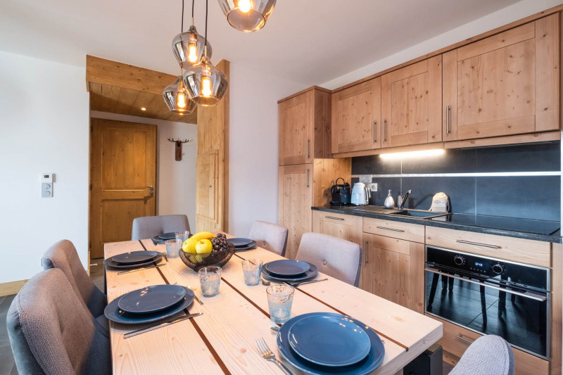 _lv_images__lot_0075553743_02_22184690