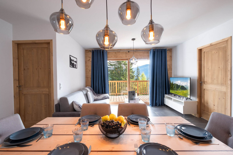 _lv_images__lot_0075553743_04_22336664