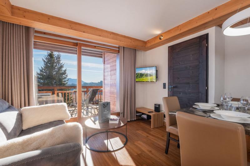 _lv_images__lot_0075553815_13_22177760