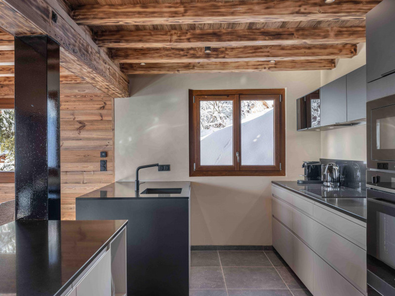 _lv_images__lot_0075553835_04_21759350