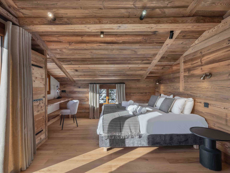 _lv_images__lot_0075553835_06_21383025