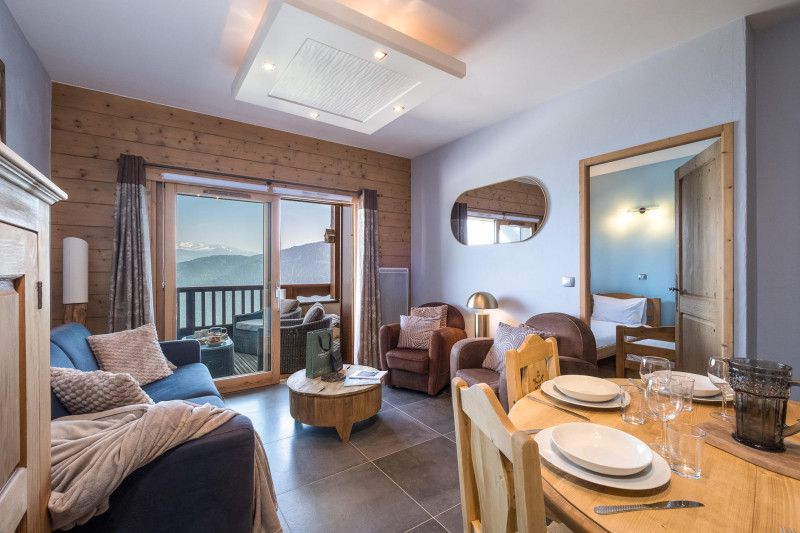 _lv_images__lot_0075553976_01_21948094