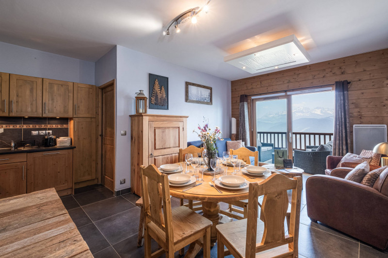 _lv_images__lot_0075553976_03_22343622