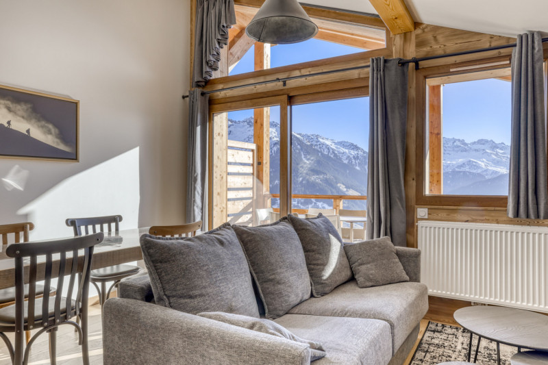 _lv_images__lot_0075554000_02_22303540