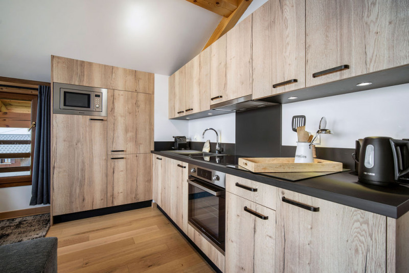 _lv_images__lot_0075554000_03_21935867