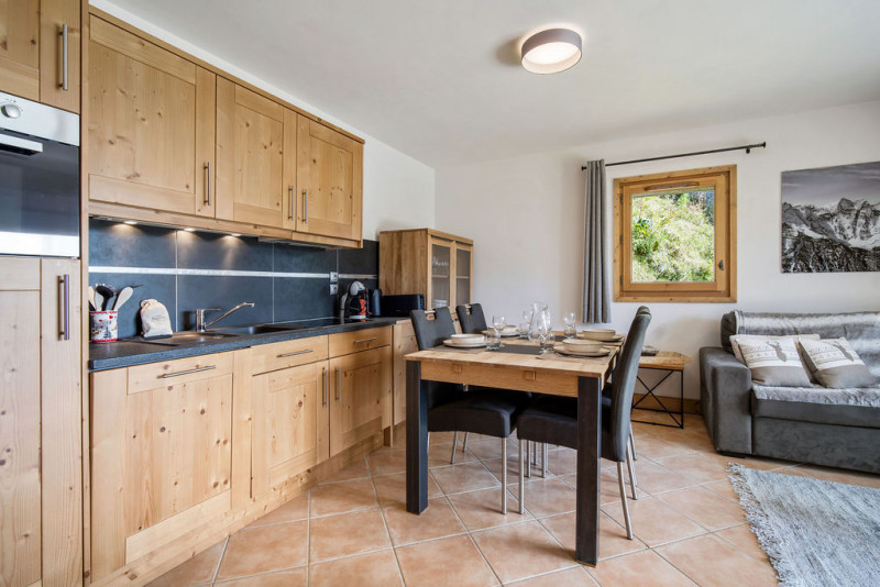 _lv_images__lot_0075554011_04_21202920