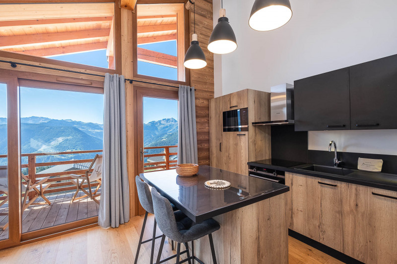 _lv_images__lot_0075554017_02_22323398