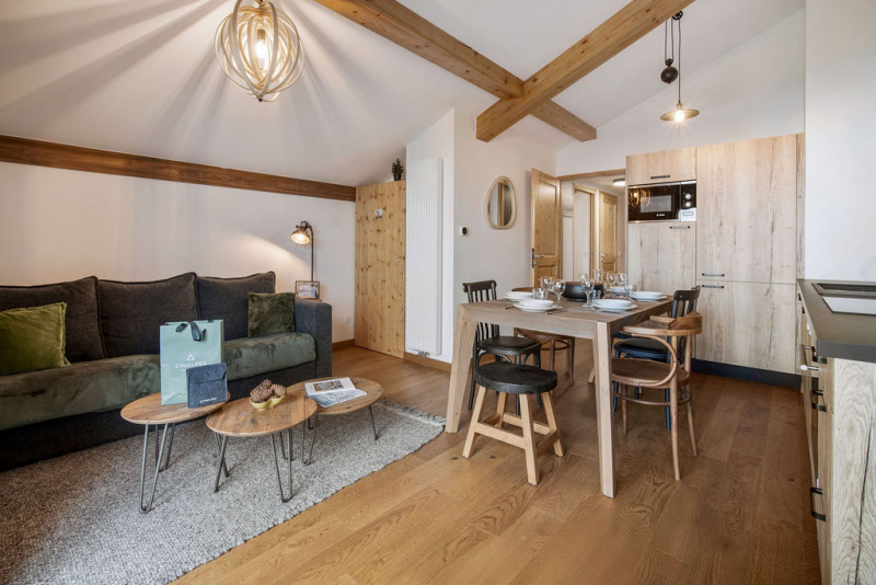 _lv_images__lot_0075554031_01_22310134