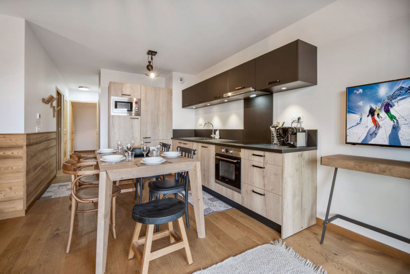 _lv_images__lot_0075554041_03_22276579