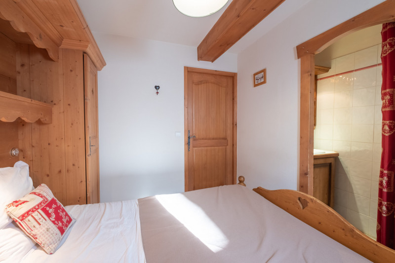 _lv_images__lot_0075554154_08_21986641