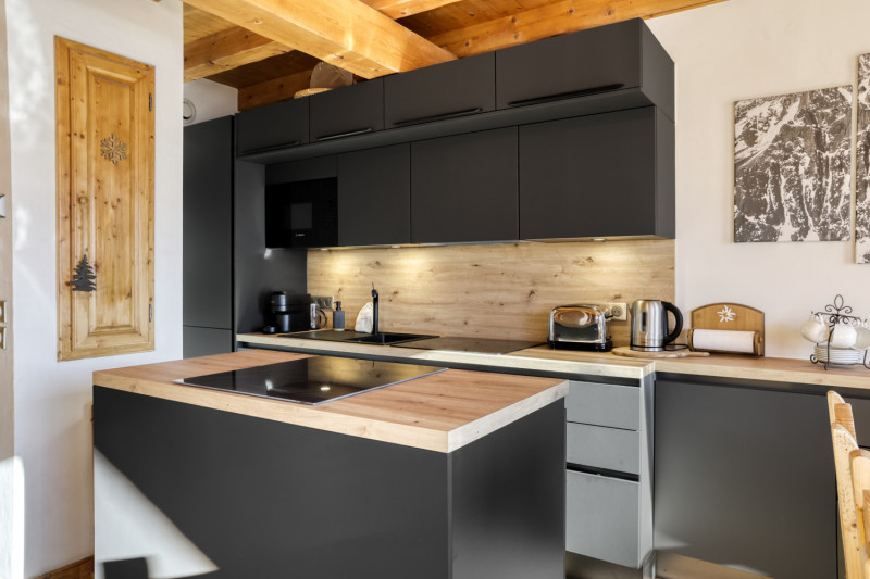 _lv_images__lot_0075554157_03_21188292