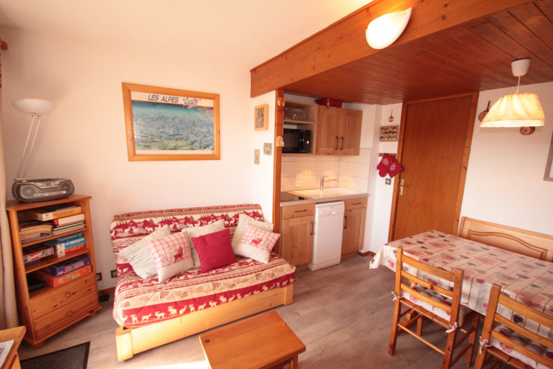 _lv_images__lot_0100000016_07_23476273 _lv_images__lot_0100000016_07_23476273