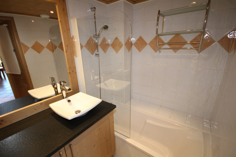 _lv_images__lot_0100000024_03_22188613