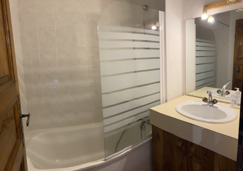 _lv_images__lot_0100000038_03_19083518