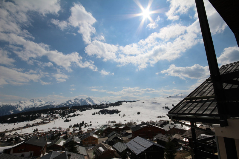 _lv_images__lot_0100000042_15_18648102