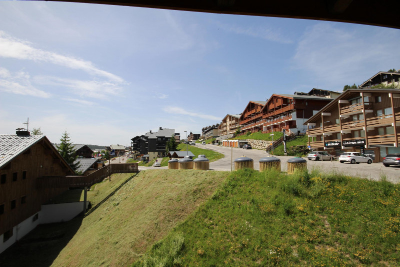 _lv_images__lot_0100000047_15_23326160 _lv_images__lot_0100000047_15_23326160