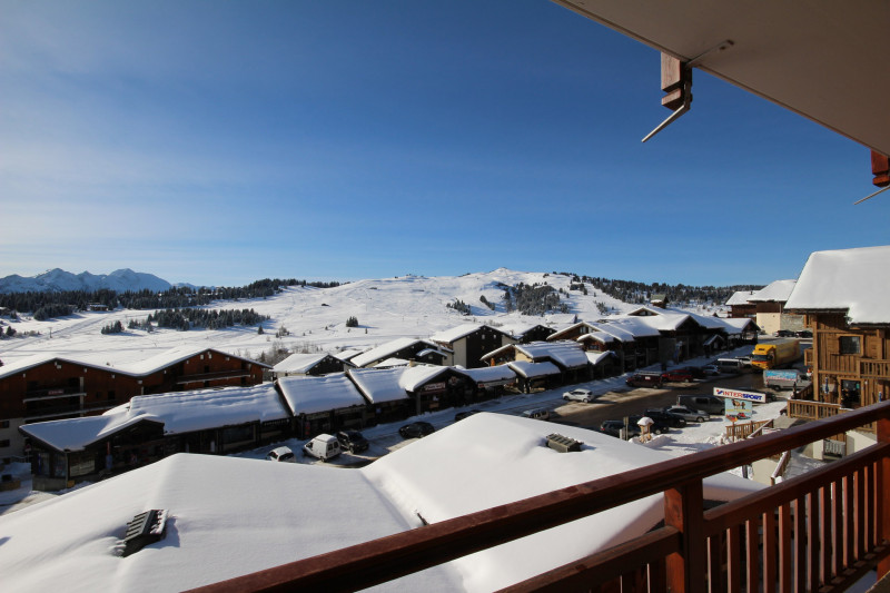 _lv_images__lot_0100000048_15_23436460