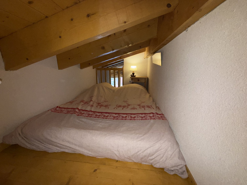 _lv_images__lot_0100000065_08_22294654