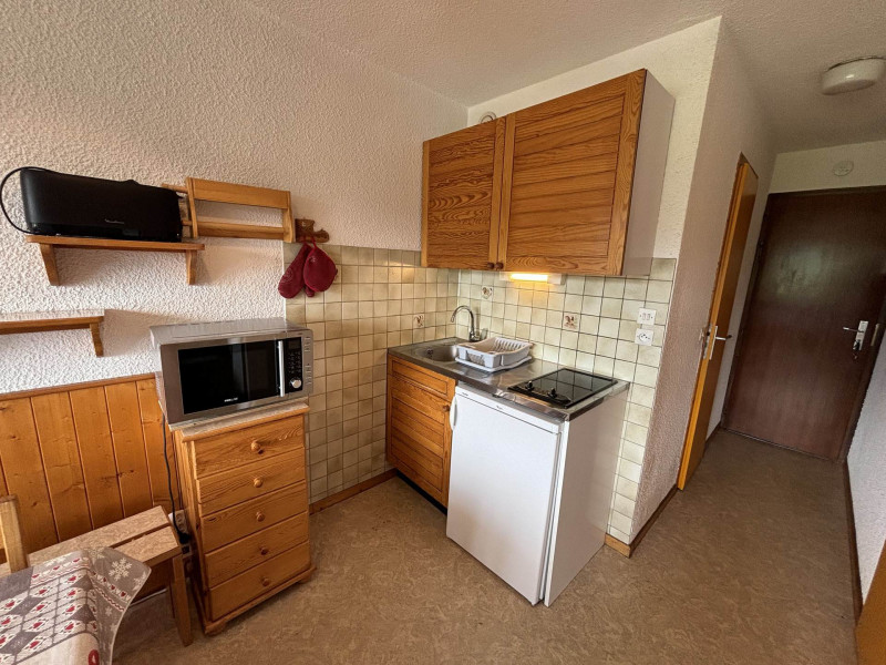 _lv_images__lot_0100000071_05_21784031