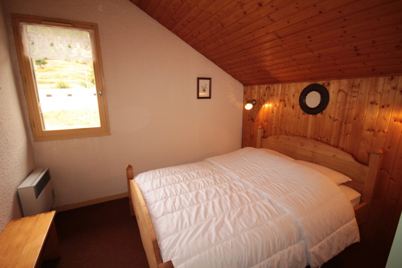 _lv_images__lot_0100000088_03_20882964