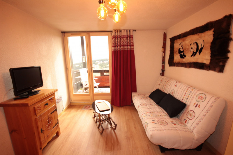 _lv_images__lot_0100000088_06_22267906