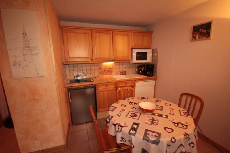 _lv_images__lot_0100000094_07_22030719 _lv_images__lot_0100000094_07_22030719