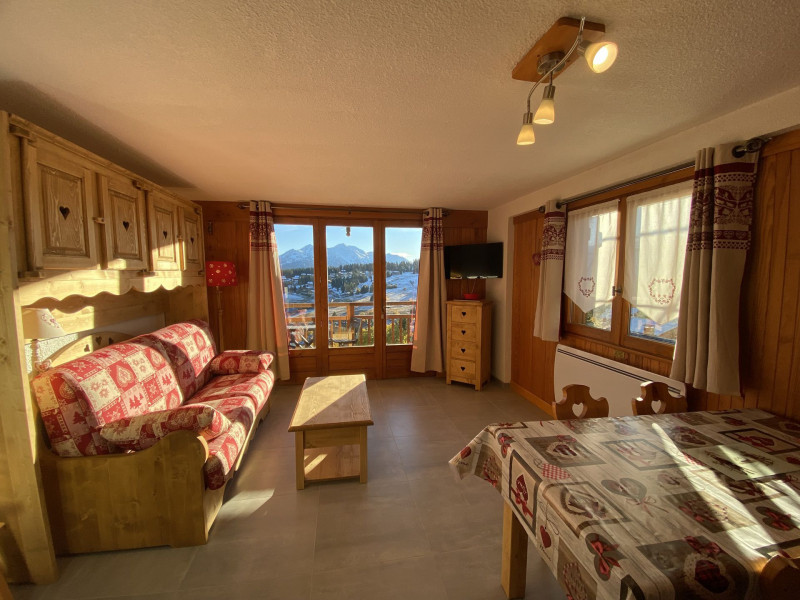 _lv_images__lot_0100000096_06_21576827