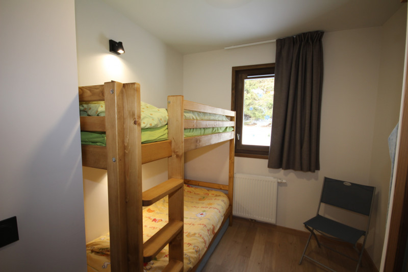 _lv_images__lot_0100000102_03_21134523 _lv_images__lot_0100000102_03_21134523