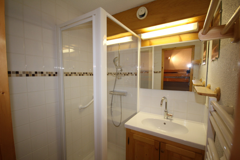 _lv_images__lot_0100000114_03_22206108