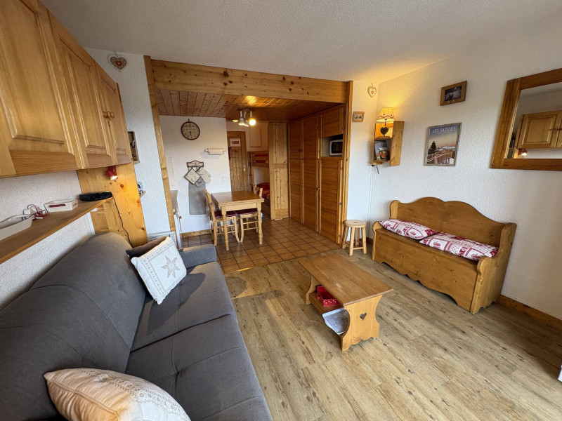 _lv_images__lot_0100000114_09_23589033 _lv_images__lot_0100000114_09_23589033