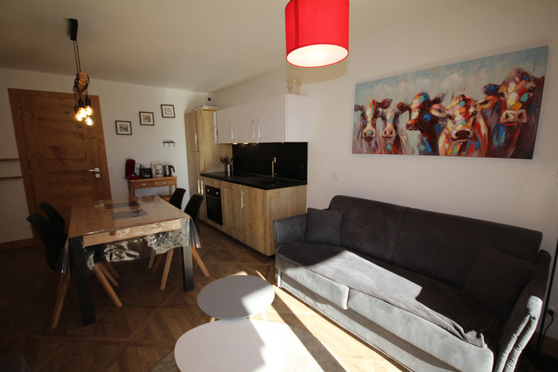 _lv_images__lot_0100000117_05_21957100