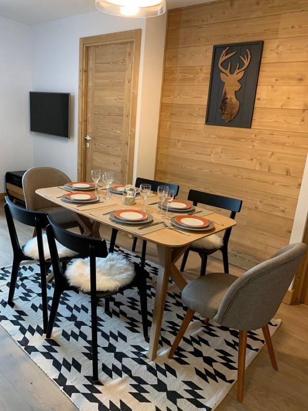 _lv_images__lot_0100000125_07_20516101